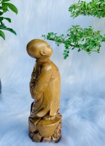 Tượng gỗ vạn sự tùy duyên