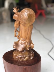 Tượng đạt ma khất thực