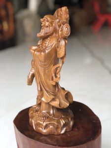 Tượng đạt ma khất thực