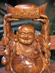 Di Lặc Dâng Bát Vàng Cá Chép