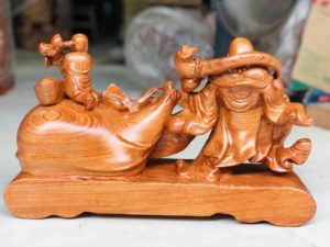 Tượng Di Lặc Kéo Bao Gỗ Hương Tượng Di Lặc Kéo Bao Gỗ Hương