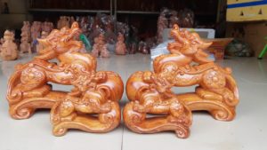 Tỳ Hưu Phong Thủy Gỗ Hương
